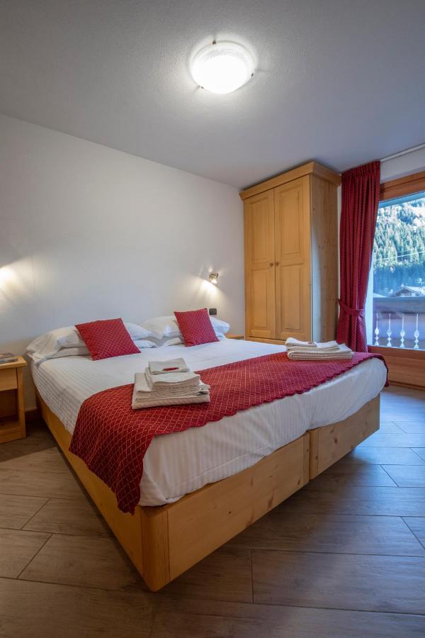 Chalet Del Bosco Valdisotto Eksteriør bilde