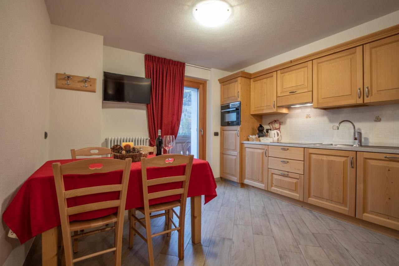 Chalet Del Bosco Valdisotto Eksteriør bilde